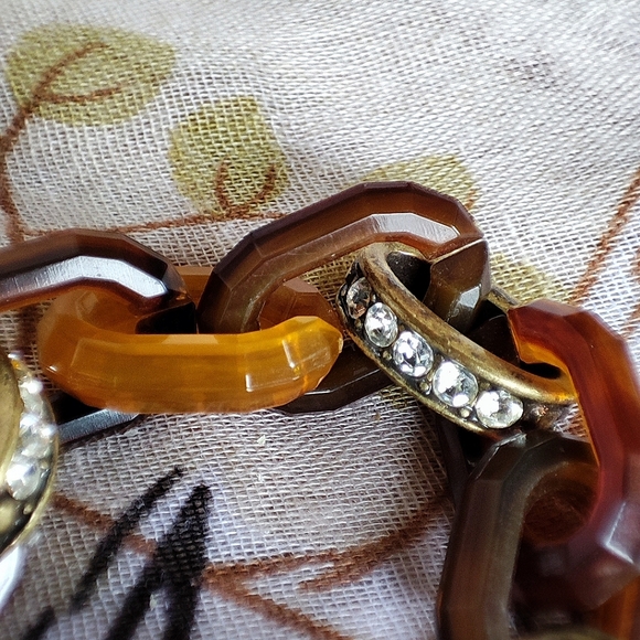 J. Crew Faux Tortoise Link Bracelet Round Oxidized Brass Tone Rhinestone Accents - Picture 6 of 9